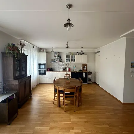 Valgevase 11a 1 Tallinn